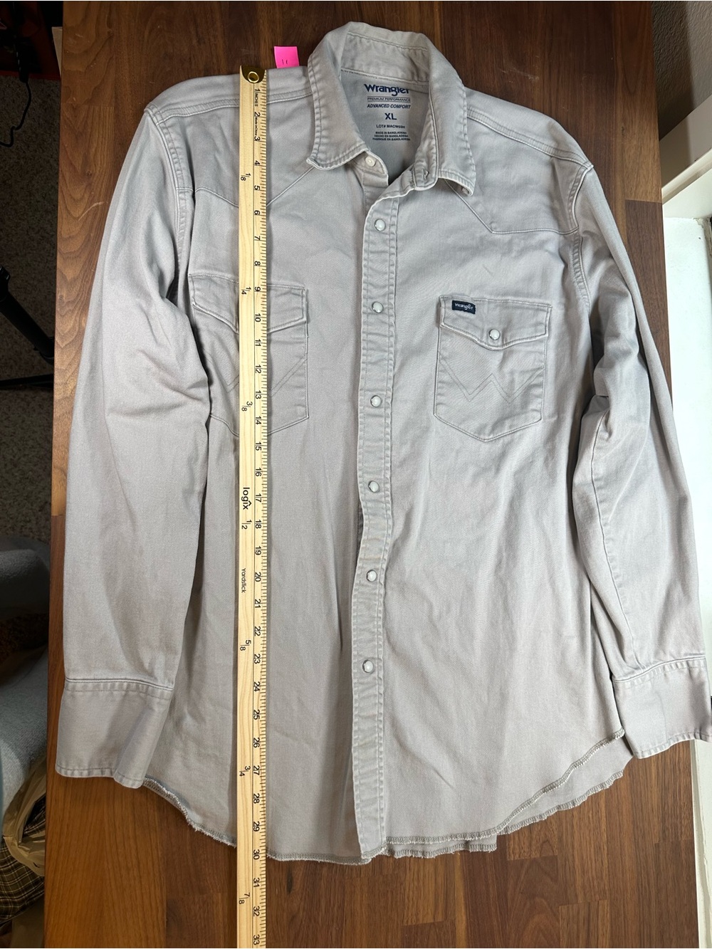 Wrangler Men's Button-Down Work Shirt in Light Gray